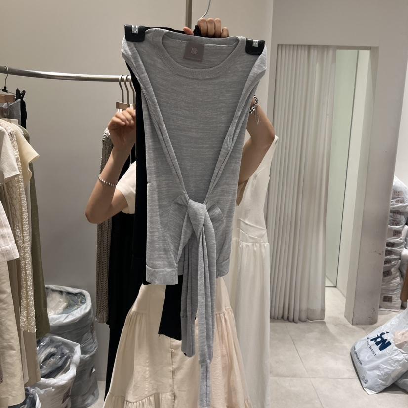 GLOW AND NYMPH韓國直郵㊣女士新品時尚推薦職業吊帶背心GLOW AND NYMPH吊帶/背心
