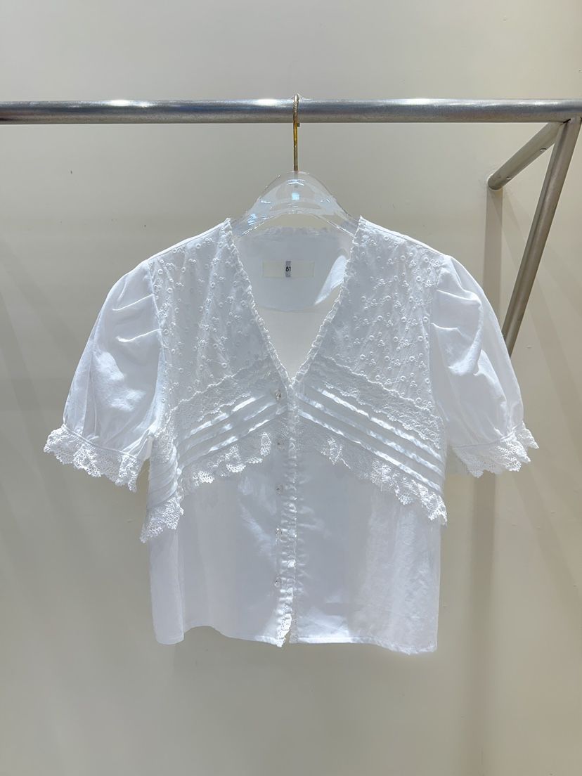 81 MARKET-L韓國直郵㊣女裝新品熱賣推薦人氣真品襯衫蕾絲衫81 MARKET-L襯衫/蕾絲衫