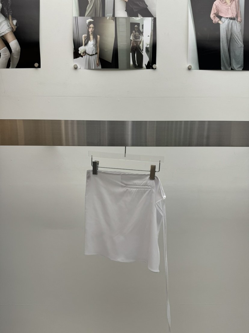 AMOOD韓國代購㊣女裝新款熱賣真品時尚推薦人氣25春夏休閑短裙AMOOD短裙