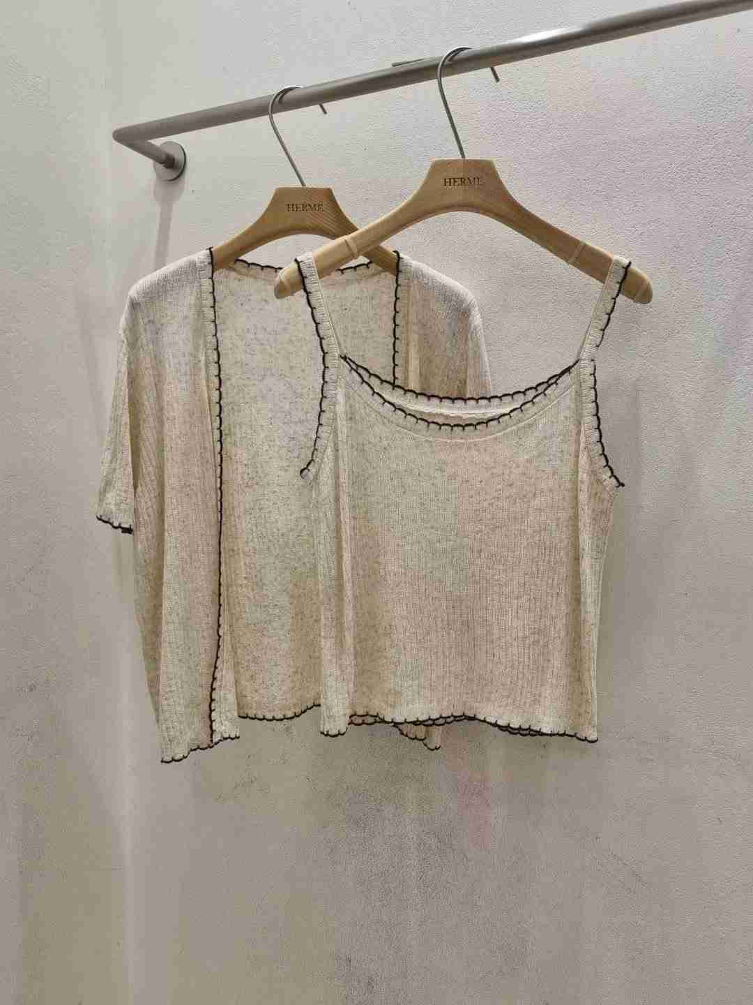 HERME韓國代購㊣女士新品人氣休閑推薦25春夏時尚職業熱賣套裝HERME套裝