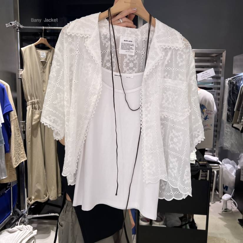 BANY ANCO韓國直郵㊣女士新品真品襯衫蕾絲衫不含內搭刺繡BANY ANCO襯衫/蕾絲衫