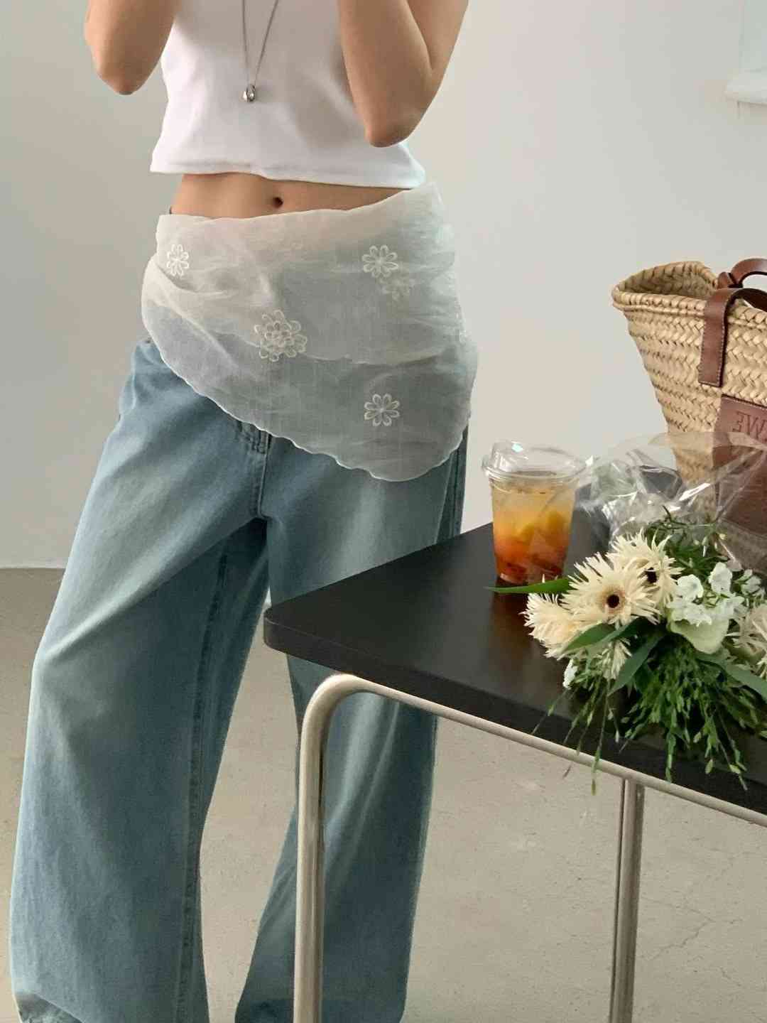 FLAT WHITE東大門㊣實拍女士新款25春夏推薦人氣時尚圍巾披肩FLAT WHITE圍巾/披肩