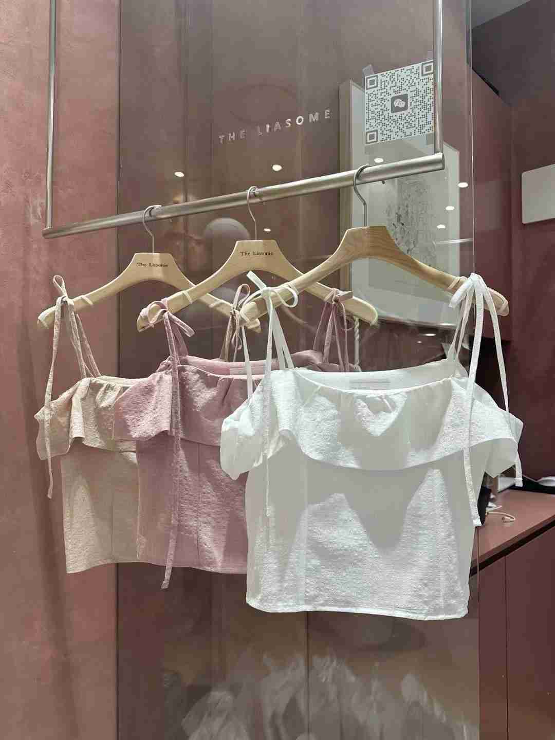 THE LIASOME東大門㊣實拍女士新款職業25春夏熱賣吊帶背心THE LIASOME吊帶/背心