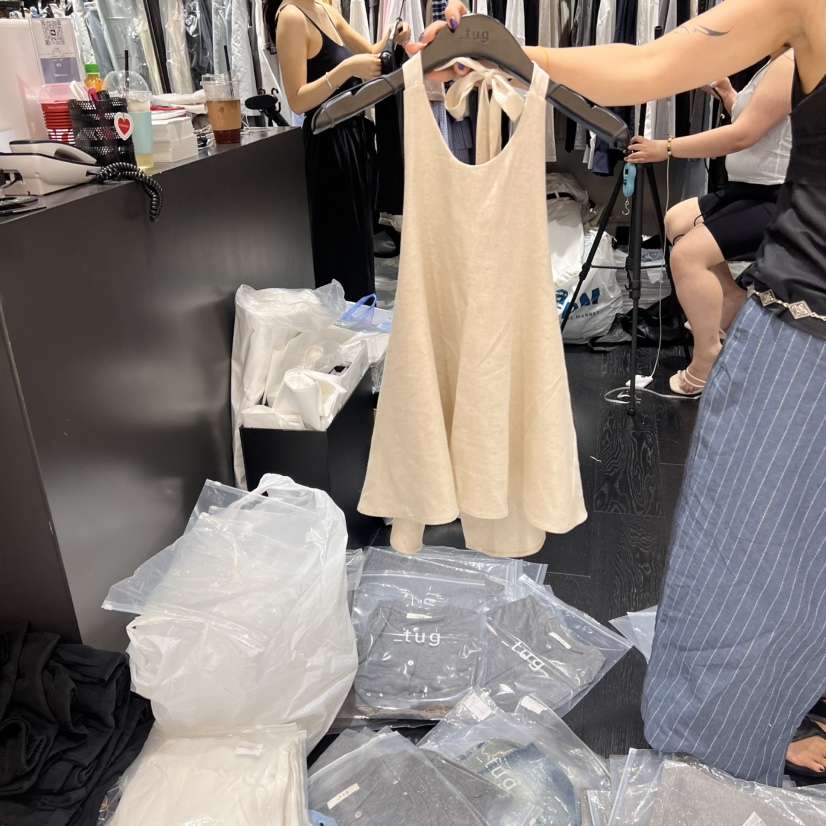 TUG韓國直郵㊣女裝新品職業休閑推薦人氣真品時尚25春夏吊帶背心TUG吊帶/背心