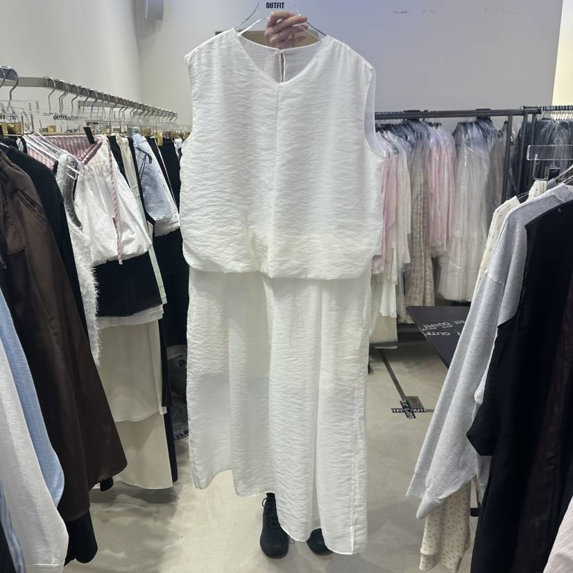 OUTFIT東大門㊣代購女裝新品推薦職業休閑熱賣時尚真品連衣裙OUTFIT連衣裙