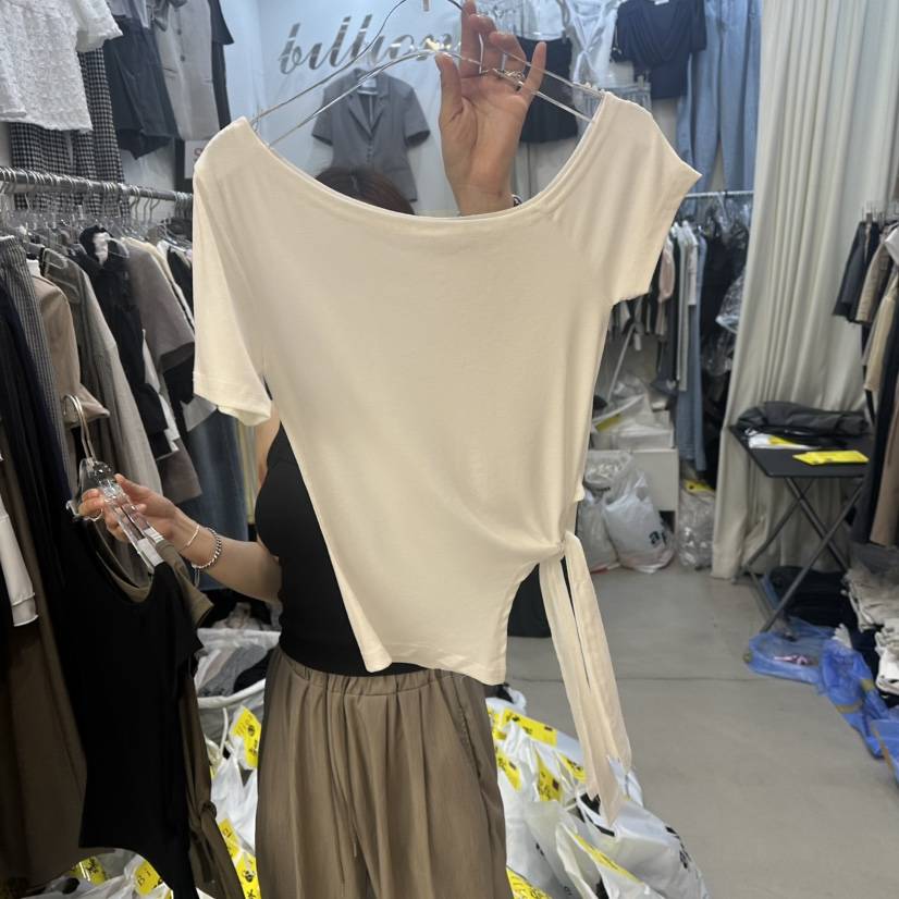 BILLION-L韓國代購㊣女士新品熱賣休閑職業推薦時尚人氣T恤BILLION-LT恤