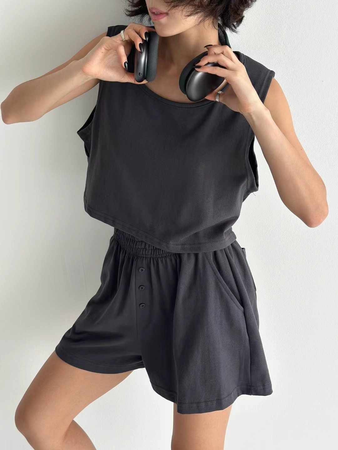 BUSTLING韓國代購㊣女裝新款推薦人氣熱賣25春夏職業時尚短褲BUSTLING短褲