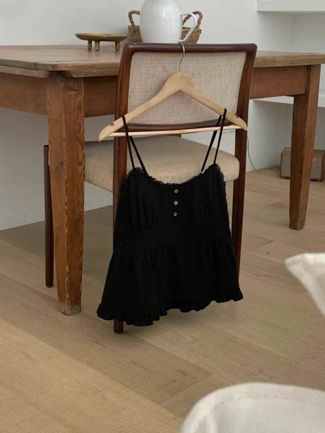 POMELO東大門㊣代購女裝新款真品熱賣25春夏休閑職業吊帶背心POMELO吊帶/背心