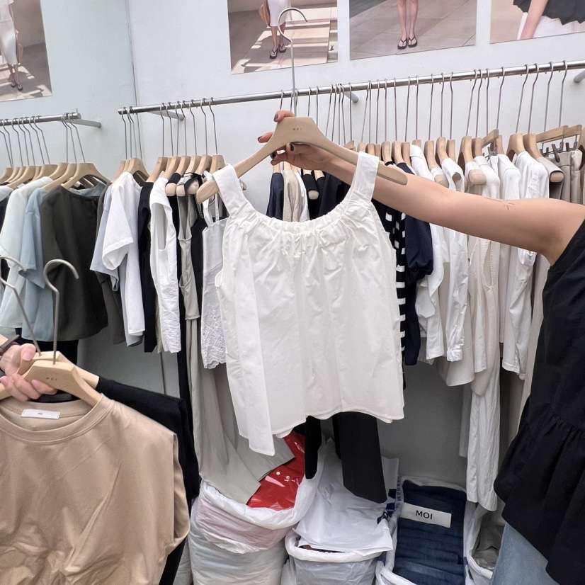 MOI-A東大門㊣直郵女裝新品25春夏熱賣人氣職業時尚吊帶背心MOI-A吊帶/背心