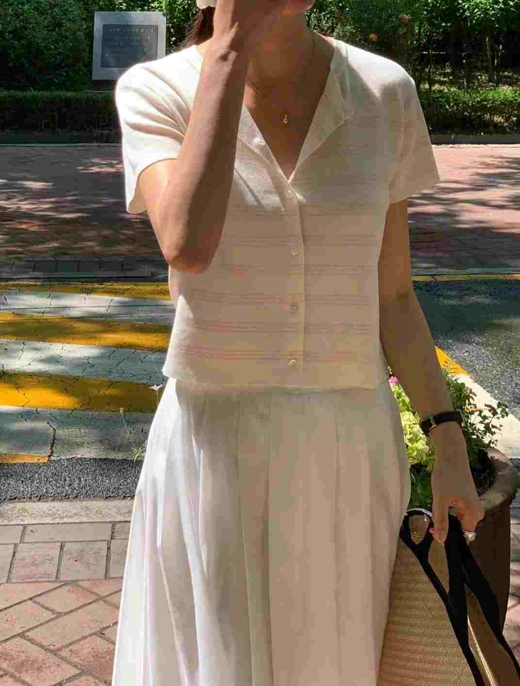 AREING韓國直郵㊣女士新品人氣職業休閑25春夏時尚熱賣推薦T恤AREINGT恤