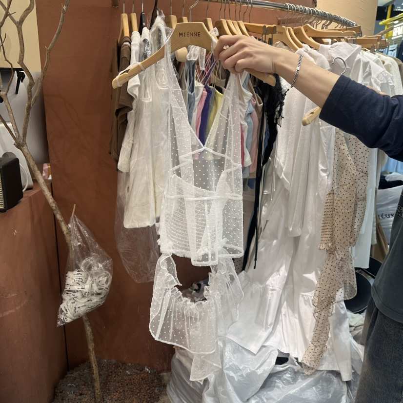 MIENNE韓國直郵㊣女裝新品休閑職業時尚推薦熱賣吊帶背心兔子MIENNE吊帶/背心
