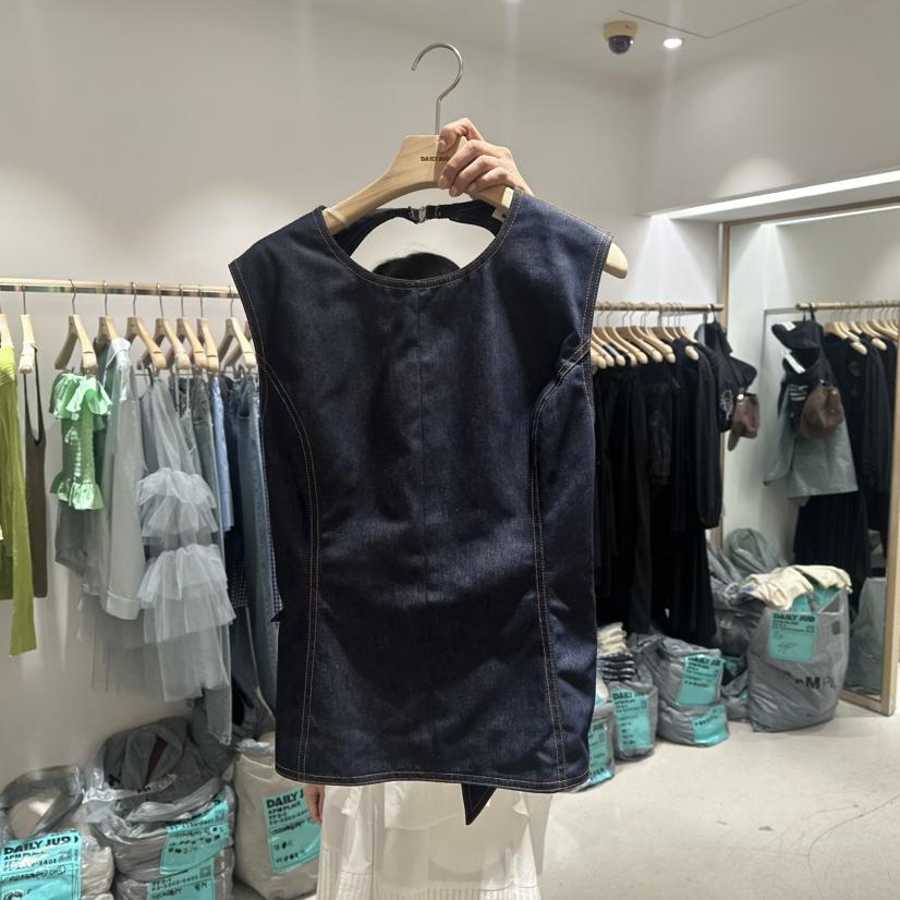 DAILYJUD韓國直郵㊣女裝新款25春夏時尚推薦職業真品吊帶背心DAILY JUD吊帶/背心