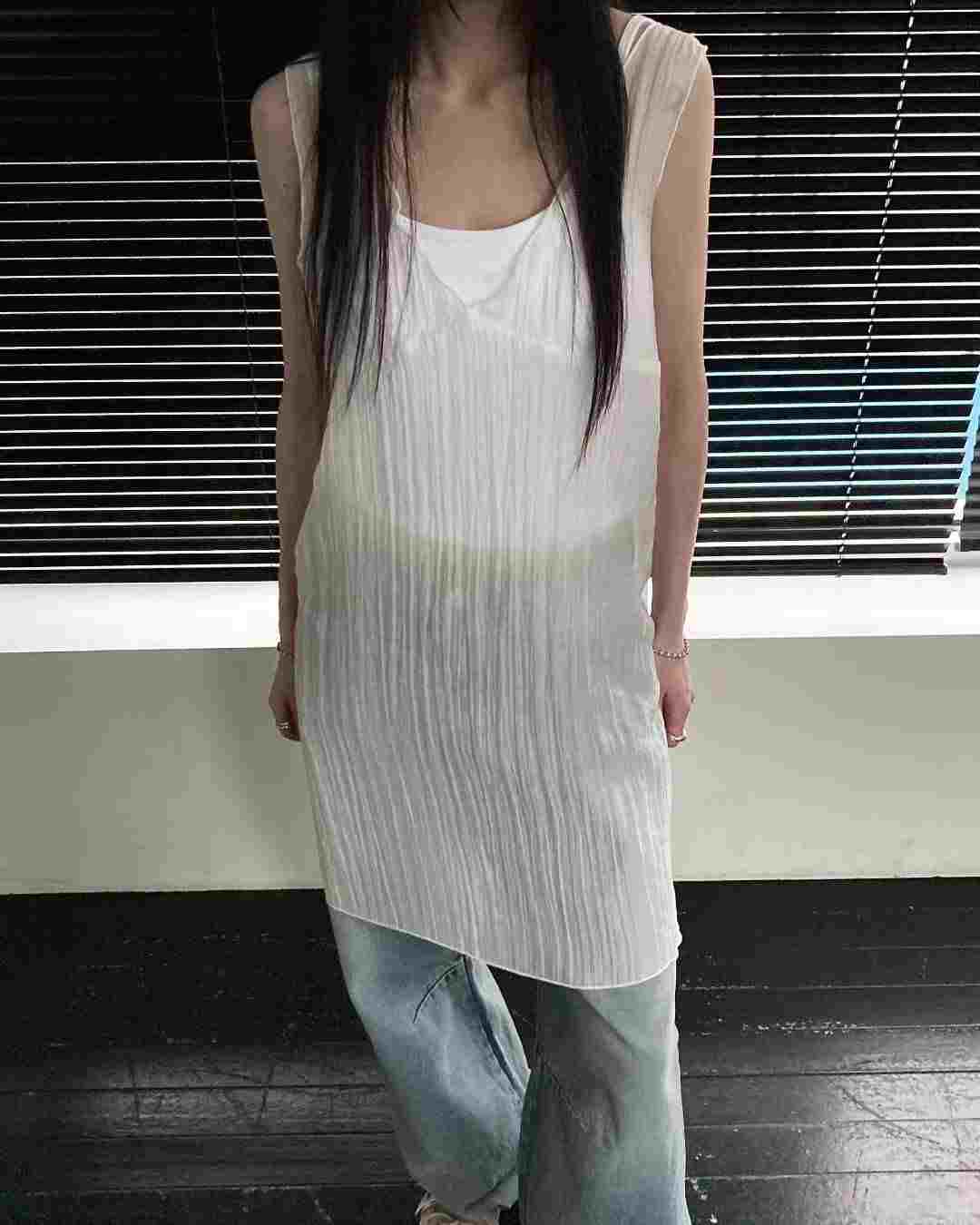UNSANE東大門㊣實拍女士新品熱賣推薦人氣時尚職業連衣裙柔軟UNSANE連衣裙