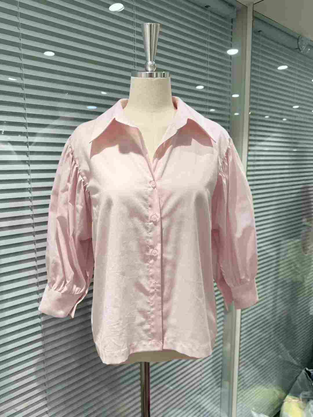 THE BARBARA東大門㊣直郵女士新品休閑熱賣襯衫蕾絲衫泡泡袖THE BARBARA襯衫/蕾絲衫
