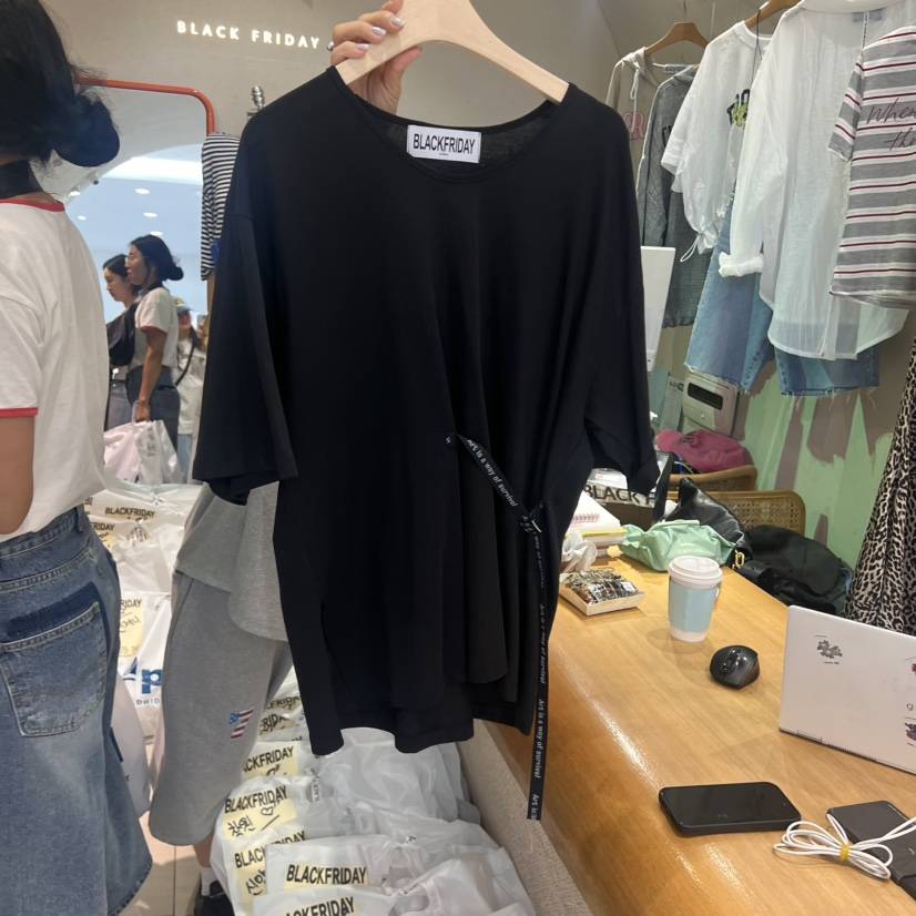 BLACKFRIDAY東大門㊣實拍女裝新款真品時尚熱賣職業T恤腰帶BLACK FRIDAYT恤
