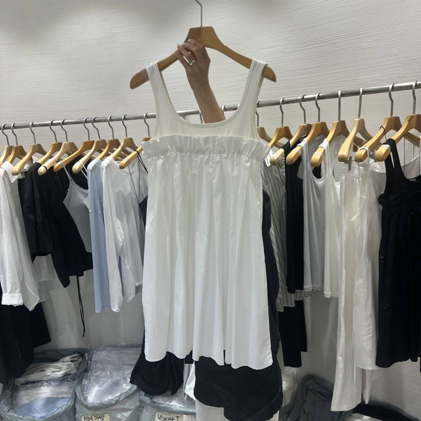 LUCY SALON東大門㊣代購女士新品真品人氣推薦休閑連衣裙褶皺LUCY SALON連衣裙