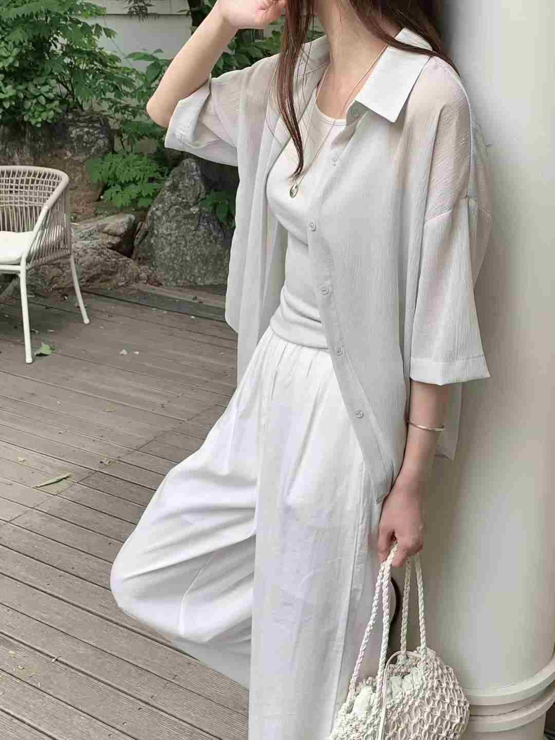 AT THIS MOMENT韓國直郵㊣女士新款休閑25春夏襯衫蕾絲衫AT THIS MOMENT襯衫/蕾絲衫