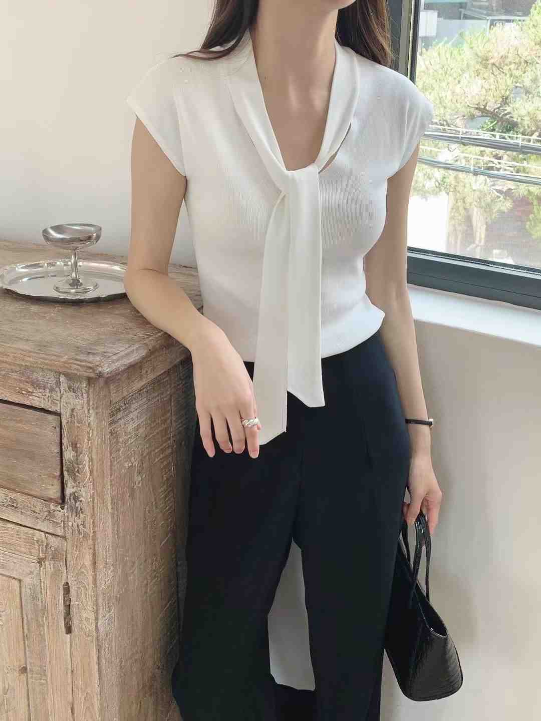 AT THIS MOMENT韓國代購㊣女裝新款推薦職業時尚熱賣針織衫AT THIS MOMENT針織衫