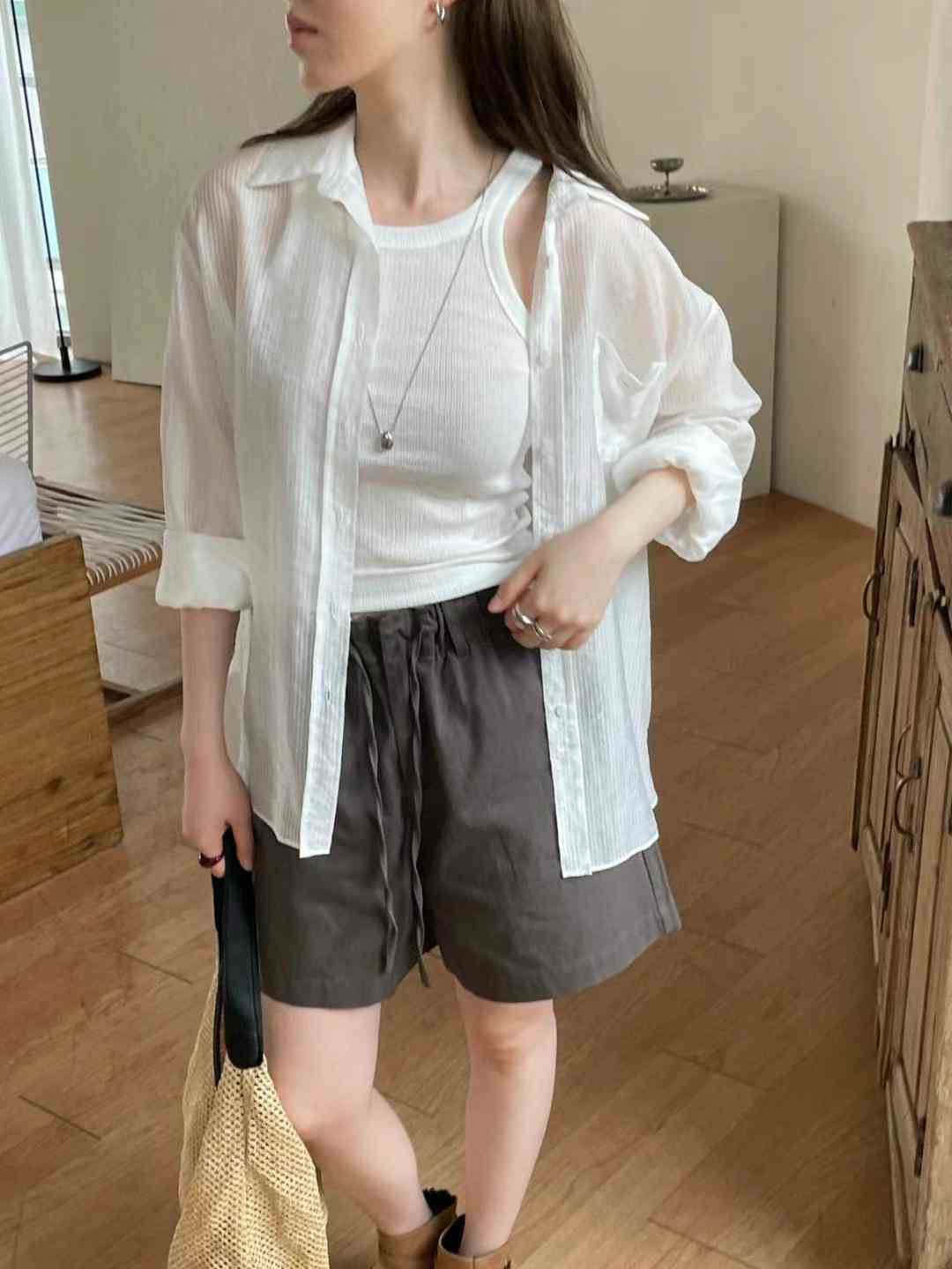 L.REWIND韓國代購㊣女裝新款熱賣25春夏推薦人氣襯衫蕾絲衫L.REWIND襯衫/蕾絲衫