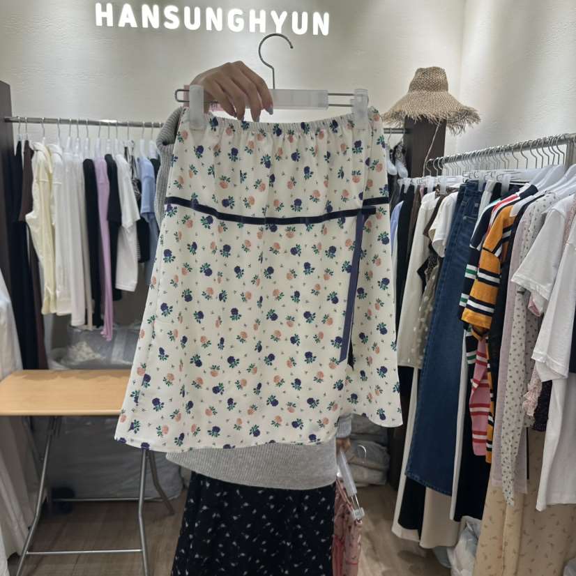 HANSUNGHYUN東大門㊣實拍女士新品休閑熱賣半身裙中短裙喇叭HANSUNGHYUN半身裙/中短裙