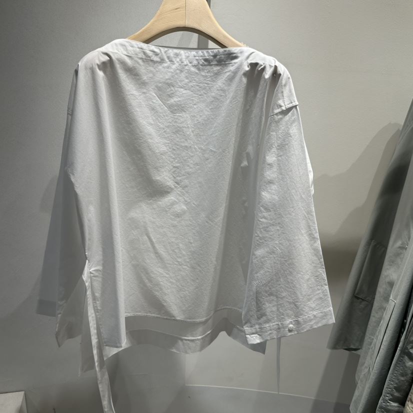 ROOM K-P韓國代購㊣女士新款25秋夏時尚熱賣人氣襯衫蕾絲衫ROOM K襯衫/蕾絲衫