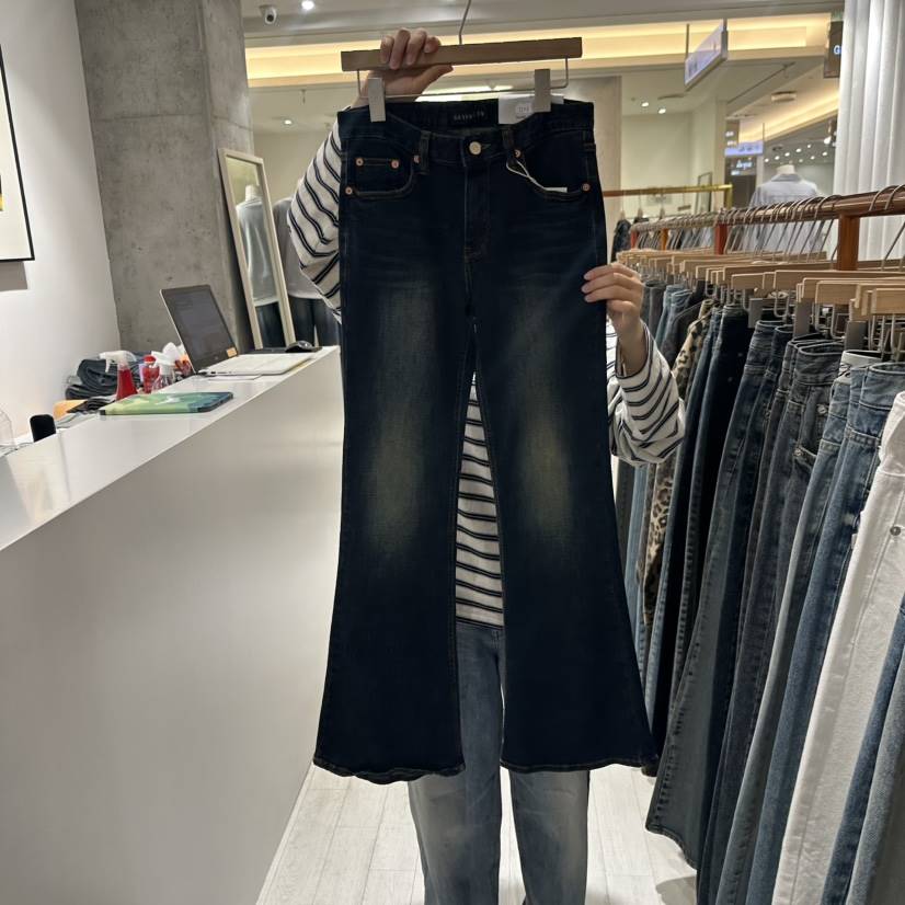 GRAYMELLOW韓國代購㊣女士新品推薦人氣熱賣職業休閑牛仔褲GRAYMELLOW牛仔褲