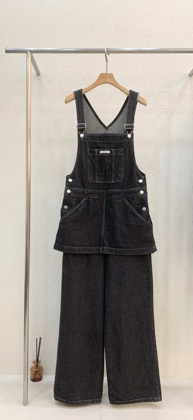 LIGHT AND SALT東大門㊣代購女裝新品職業人氣熱賣背帶褲LIGHT AND SALT背帶褲