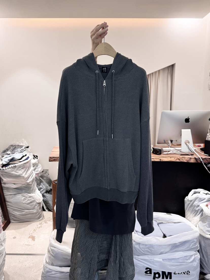 FRIC東大門㊣直郵女裝新品熱賣時尚休閑推薦職業衛衣拉鏈連帽FRIC衛衣
