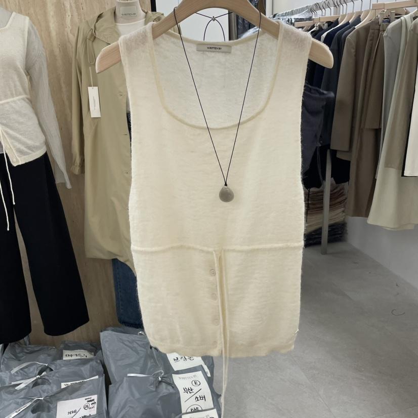 WRITTEN BY韓國直郵㊣女士新品推薦熱賣職業吊帶背心不含飾品WRITTEN BY吊帶/背心
