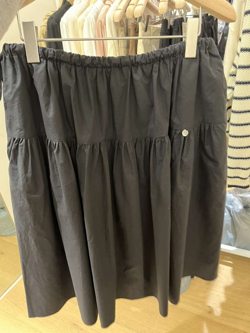 TIZZI東大門㊣實拍女士新品人氣職業推薦時尚熱賣半身裙中短裙TIZZI半身裙/中短裙