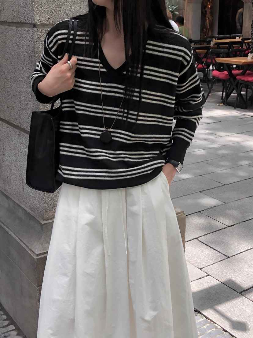 LE BUTTER東大門㊣代購女裝新款25秋冬真品推薦職業針織衫V領LE BUTTER針織衫