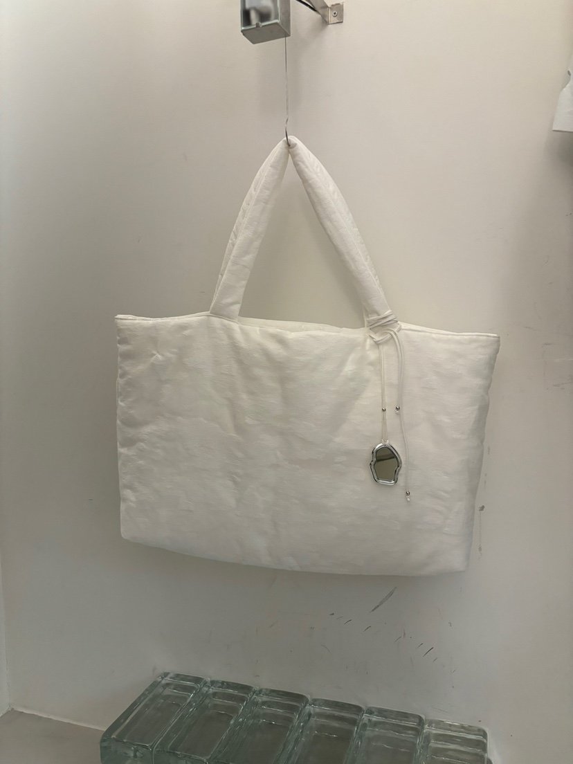LONDON FLAT東大門㊣直郵女裝新品時尚單肩斜跨包不含配飾LONDON FLAT單肩/斜跨包