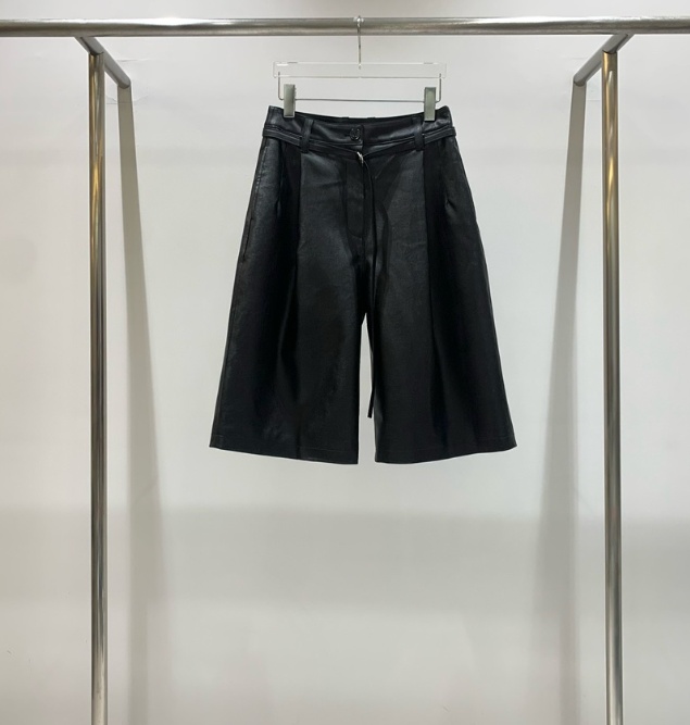 CESTLAVIE韓國直郵㊣女士新品時尚推薦職業25秋冬短褲含腰帶皮革CESTLAVIE短褲