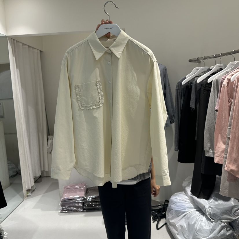 LORING RE I韓國代購㊣女士新品熱賣襯衫蕾絲衫荷葉邊口袋LORING RE-I/BARE襯衫/蕾絲衫