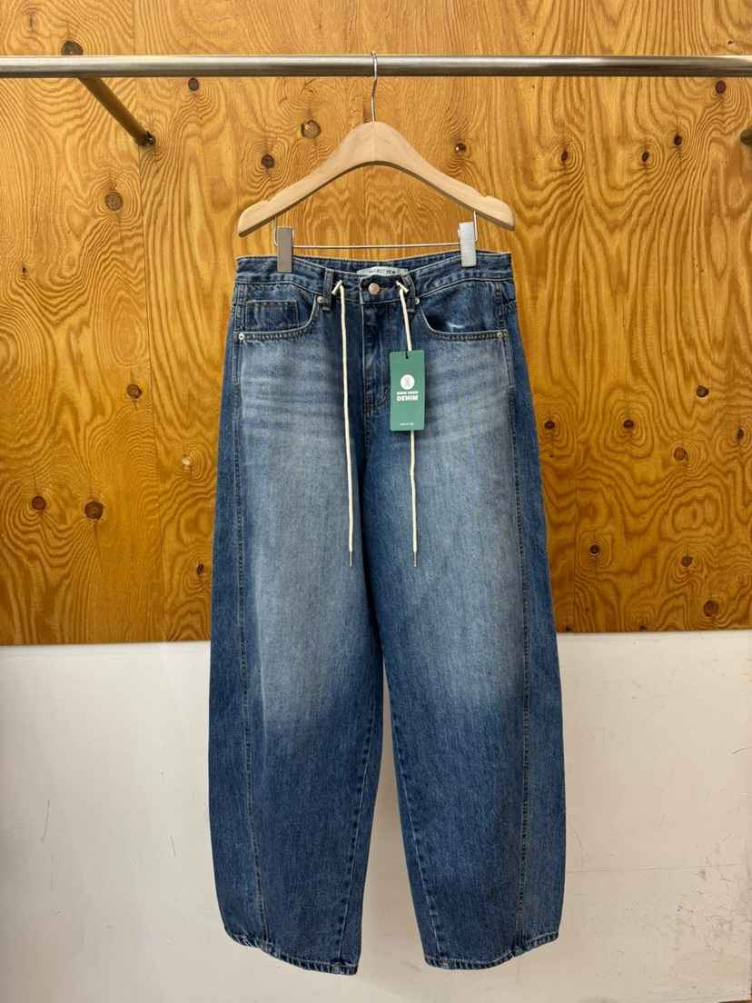 PROJECTVIEW東大門㊣代購女士新品時尚人氣真品休閑25秋冬牛仔褲PROJECTVIEW牛仔褲