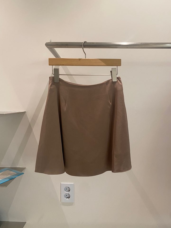 BOUTIQUE SEOUL-P韓國直郵㊣女裝新品熱賣時尚半身裙中短裙ANDMORE BUTTON半身裙/中短裙