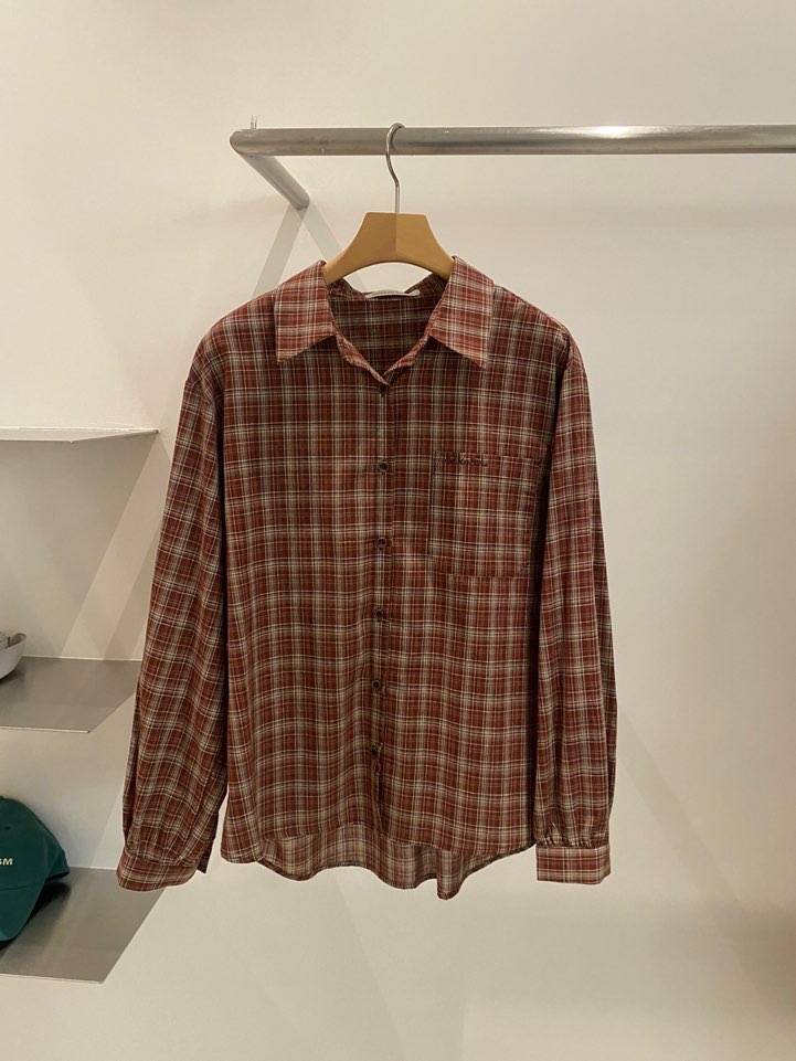 BOUTIQUE SEOUL-P韓國直郵㊣女士新款休閑襯衫蕾絲衫刺繡格紋ANDMORE BUTTON襯衫/蕾絲衫