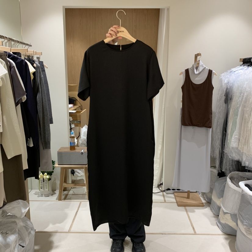 HOWFF東大門㊣直郵女裝新品真品熱賣人氣時尚25秋冬推薦連衣裙HOWFF連衣裙