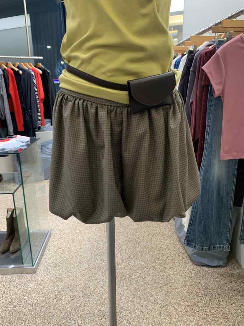 VAARA韓國代購㊣女裝新品人氣真品職業時尚推薦休閑熱賣短褲VAARA短褲