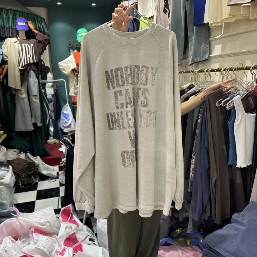 3COLOR東大門㊣實拍女裝新品25秋冬長袖T恤Three color長袖T恤