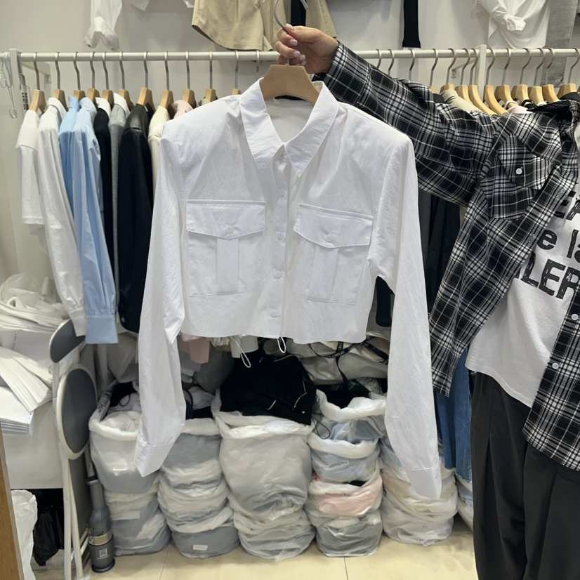 Q C東大門㊣實拍女裝新品休閑職業人氣襯衫蕾絲衫口袋短款Republlc of qc襯衫/蕾絲衫