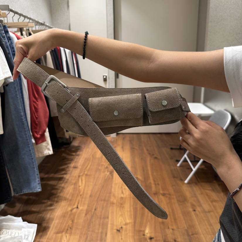COMELY東大門㊣直郵女裝新款職業25秋冬時尚真品熱賣腰包口袋COMELY腰包