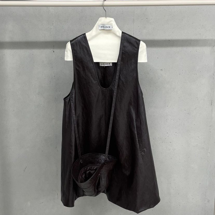 HELDER-P東大門㊣代購女裝新品真品推薦25秋冬連衣裙含帽子皮革HELDER連衣裙