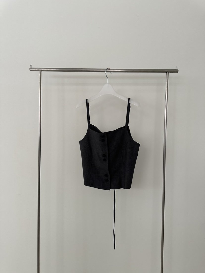 B_GARDER東大門㊣實拍女裝新品熱賣職業時尚真品推薦吊帶背心B.GARDER吊帶/背心
