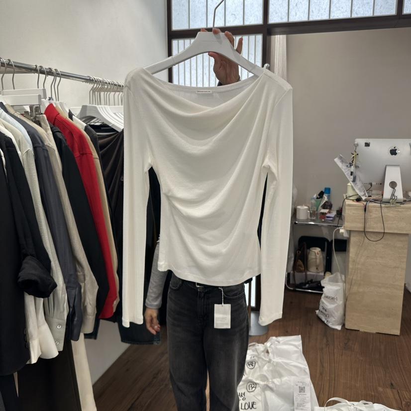 UNDERSTANDING東大門㊣實拍女裝新品熱賣人氣推薦時尚長袖T恤UNDERSTANDING長袖T恤