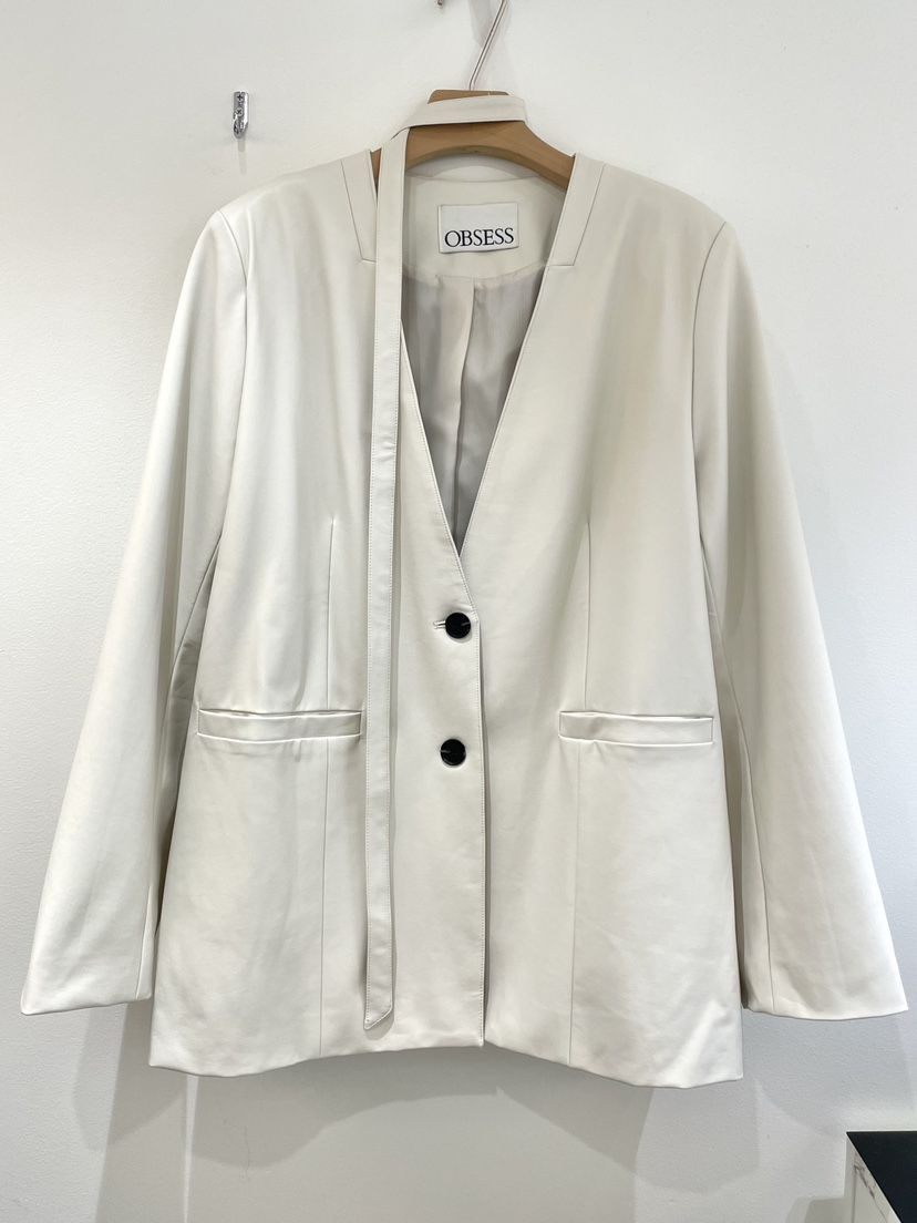 OBSESS東大門㊣代購女士新品熱賣職業25秋冬夾克含脖帶皮革OBSESS/EARLY BIRD夾克