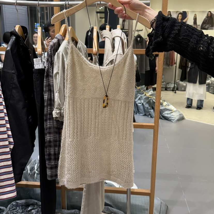 SOF韓國代購㊣女裝新款真品時尚職業休閑推薦熱賣吊帶背心緊身SOF吊帶/背心