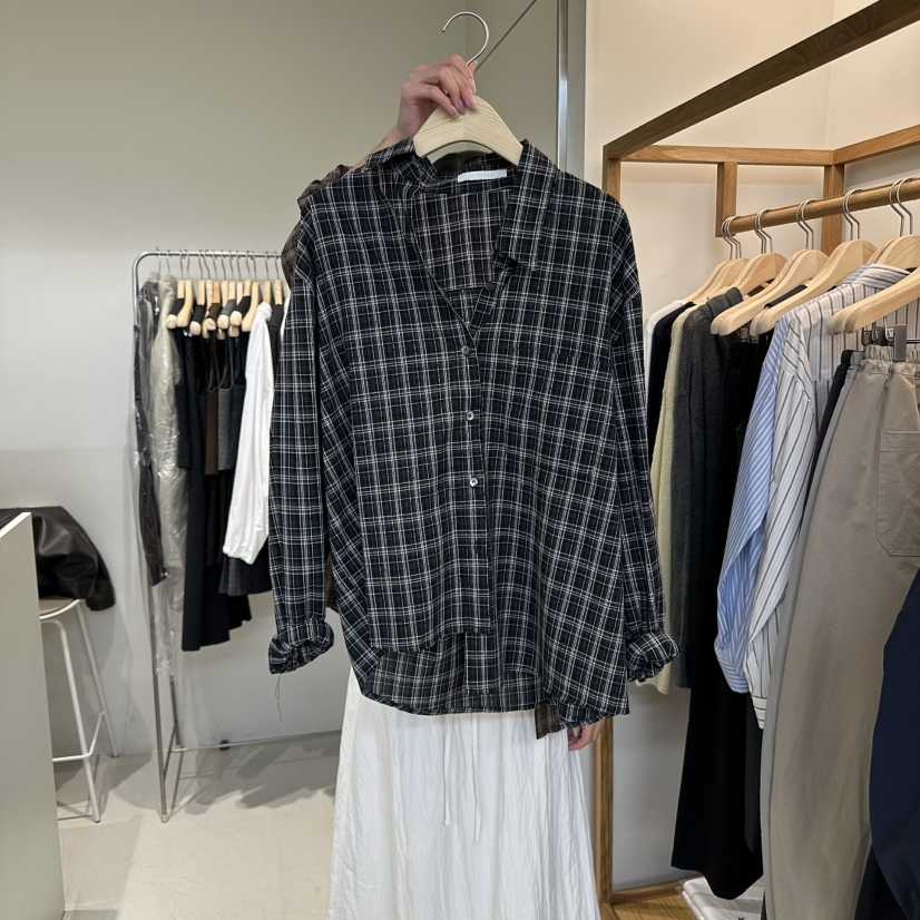 OUTRENE韓國代購㊣女士新品25秋冬熱賣人氣時尚真品襯衫蕾絲衫OUTRENE襯衫/蕾絲衫