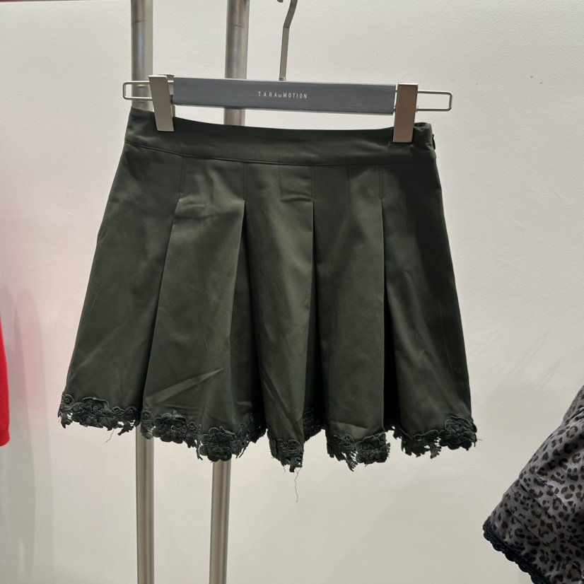 TARABY MOTION東大門㊣直郵女裝新品休閑真品短裙百褶蕾絲TARABY MOTION短裙