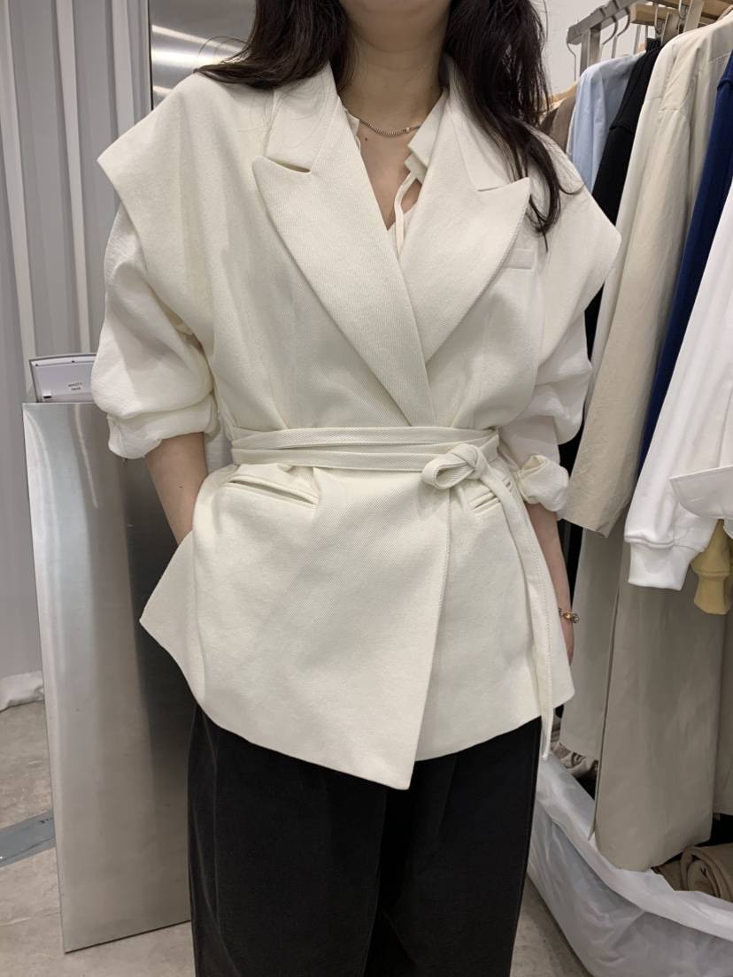DARAK東大門㊣實拍女裝新款真品人氣25秋冬職業時尚馬甲含腰繩DARAK馬甲